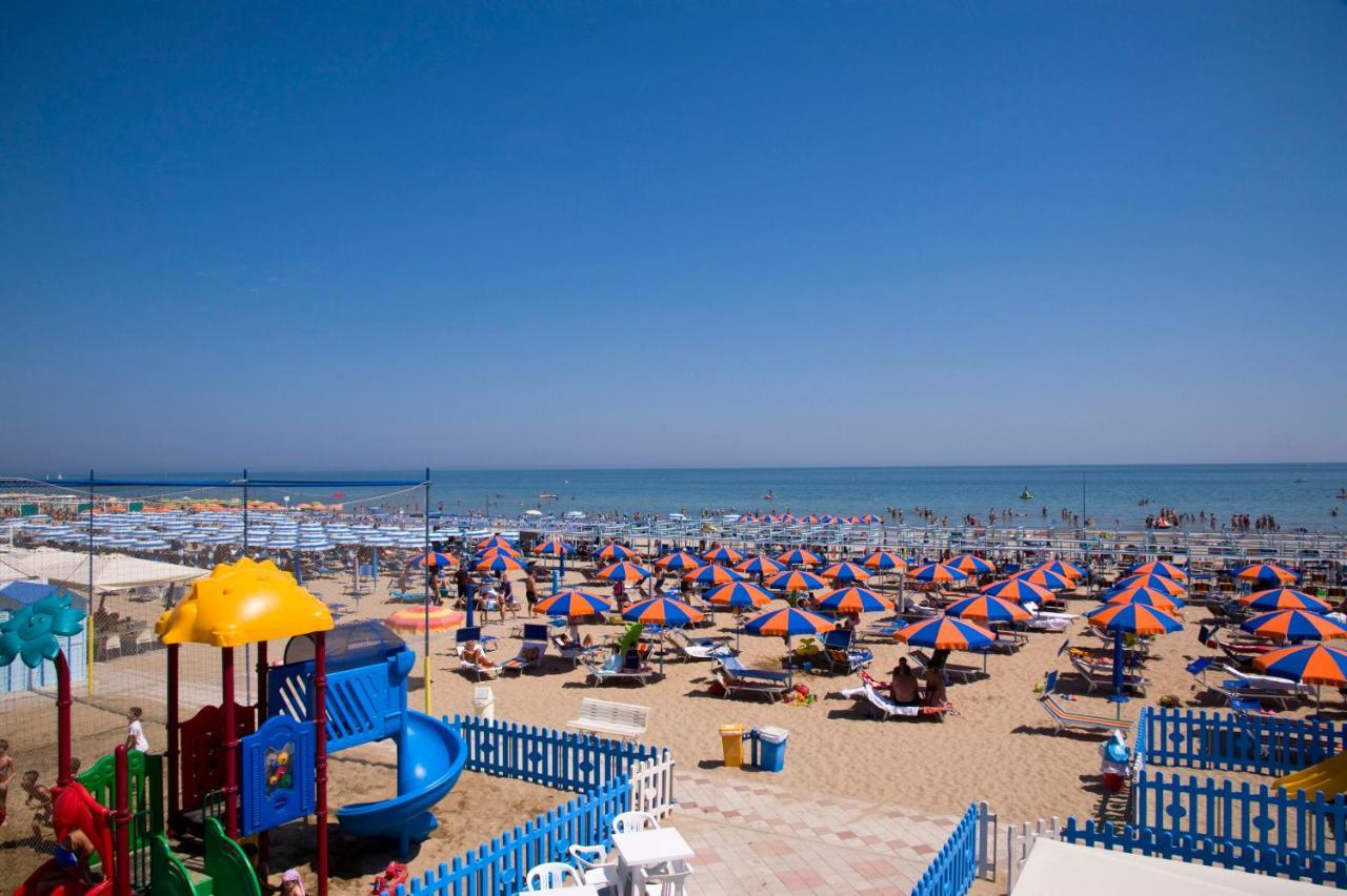 Hotel Maris Stella Riccione Eksteriør bilde