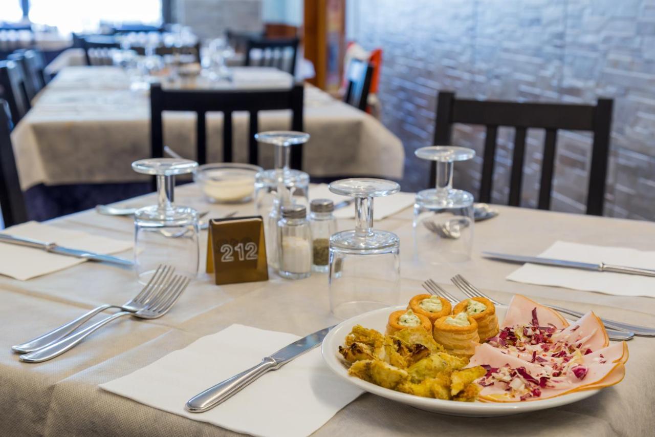 Hotel Maris Stella Riccione Eksteriør bilde