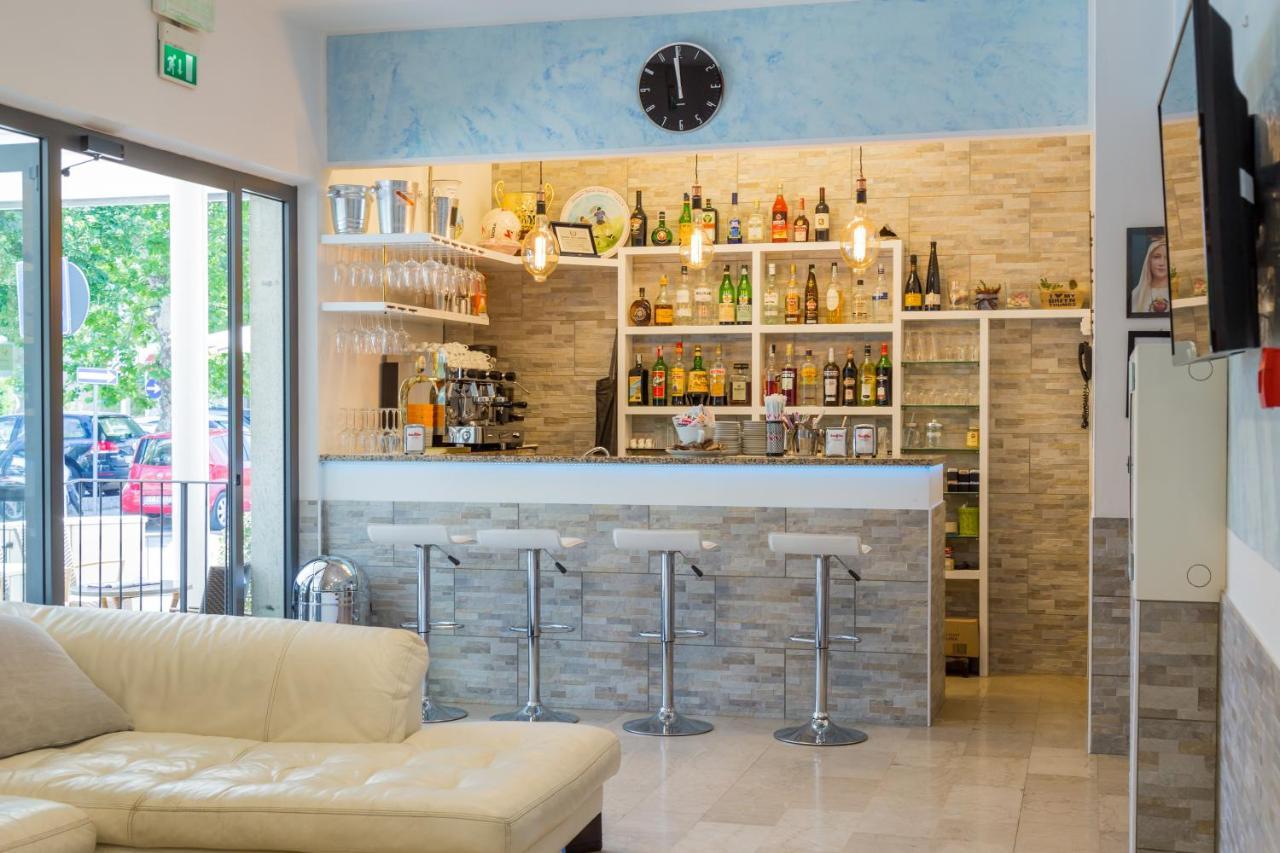 Hotel Maris Stella Riccione Eksteriør bilde