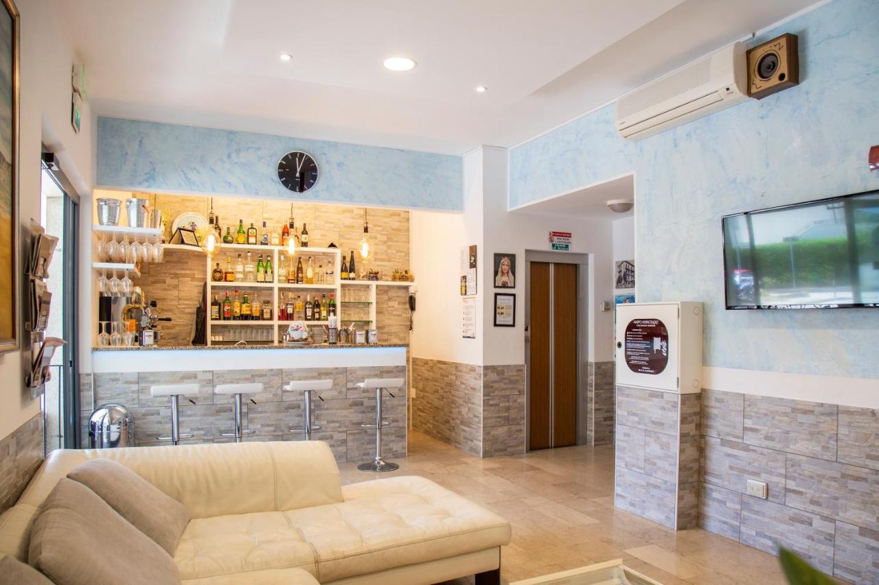 Hotel Maris Stella Riccione Eksteriør bilde